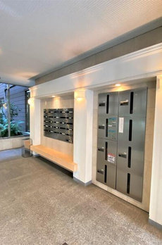 リエール市ヶ谷 