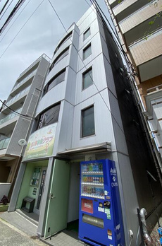 ユニバーサル上十条 
