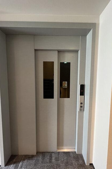 Ｄｕｅ　Ｗｅｓｔ　Ａｚａｂｕ　Ｈｏｕｓｅ 