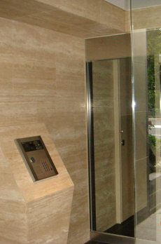 ＭＡＬＵＬＡＮＩ　南青山 