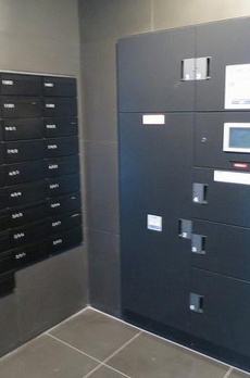 ＭＡＬＵＬＡＮＩ　南青山 