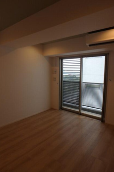 クレアツィオーネ浜松町 