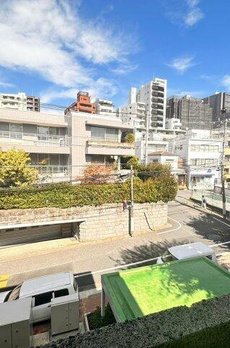 川口アパートメント 