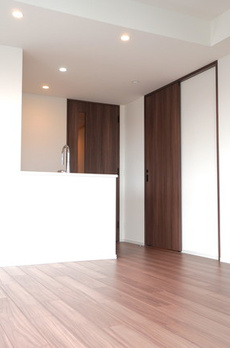 Ｊ．ＧＲＡＮ　Ｃｏｕｒｔ　浅草 