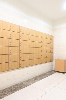 ＬＡＮＡＩ　Ｔ　ＧＡＲＤＥＮ 