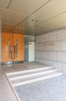 ＬＡＮＡＩ　Ｔ　ＧＡＲＤＥＮ 