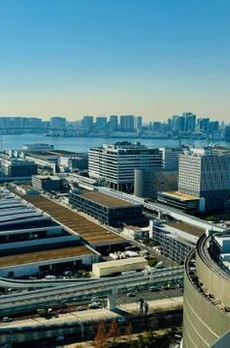 ＳＫＹＺ　ＴＯＷＥＲ　＆　ＧＡＲＤＥＮ 