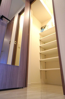 Ｊ．ＧＲＡＮ　Ｃｏｕｒｔ　品川西大井ＷＥＳＴ 