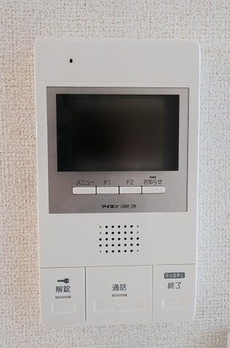 ラ・ポーズ　ゾー 