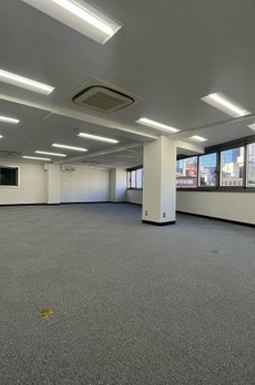 アーバンスクエア神田ビル 
