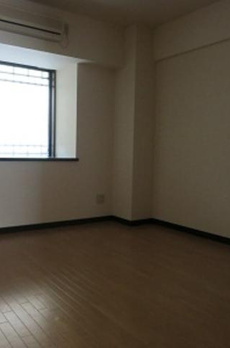 コロネード市ヶ谷 
