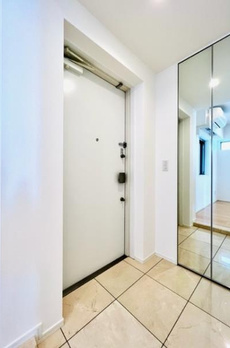 アパートメンツ三田 