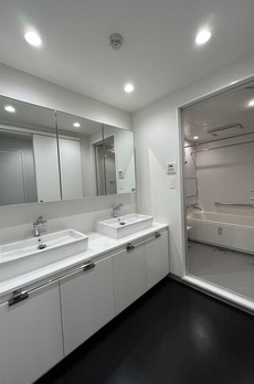 ガーデン南青山 