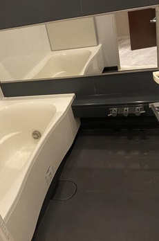 ファーストリアルタワー新宿 