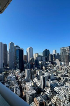 ファーストリアルタワー新宿 