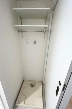 レグルス西新宿 