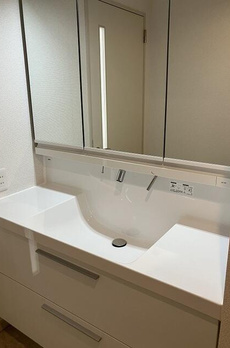 ブロンズストーン宇田川 