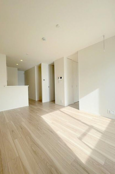 Ｄｕｅ　Ｗｅｓｔ　Ａｚａｂｕ　Ｈｏｕｓｅ 