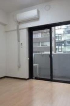 Momon Residence 