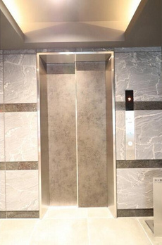 Ｌａ　Ｐｅｒｌａ岩本町 