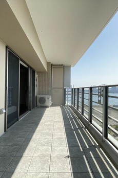 ＨＡＲＵＭＩ　ＦＬＡＧ　ＰＡＲＫ　ＶＩＬＬＡＧＥ　Ａ棟 