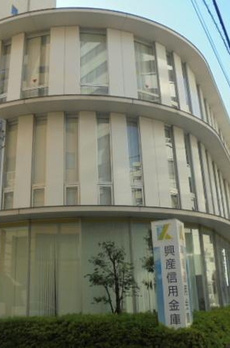 クリオ神田 