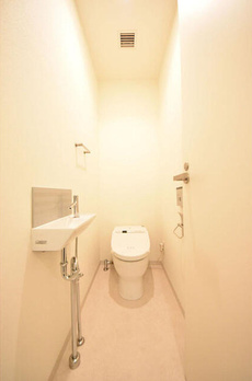 ＨＵＮＤＲＥＤ　ＳＴＡＹ　ＲＥＳＩＤＥＮＣＥ 
