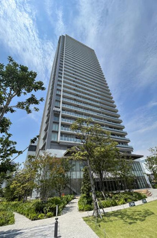 Ｂｒｉｌｌｉａ　Ｔｏｗｅｒ　有明　ＭＩＤ　ＣＲＯＳＳ 