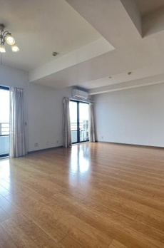 エクセルシオール港区海岸 