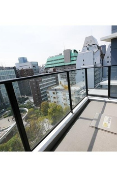コンフォリア新宿イーストサイドタワー 