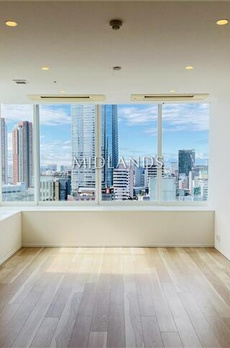 ＴＨＥ　ＲＯＰＰＯＮＧＩ　ＴＯＫＹＯ　ＣＬＵＢ　ＲＥＳＩＤＥＮＣＥ 