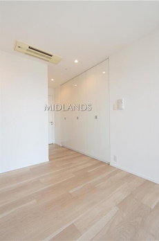ＴＨＥ　ＲＯＰＰＯＮＧＩ　ＴＯＫＹＯ　ＣＬＵＢ　ＲＥＳＩＤＥＮＣＥ 