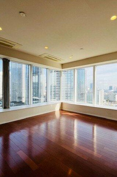 ＴＨＥ　ＴＯＫＹＯ　ＴＯＷＥＲＳ　ＳＥＡＴＯＷＥＲ 
