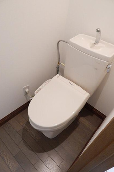 クワトロレオーネ 