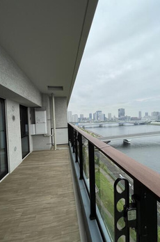 ＨＡＲＵＭＩ　ＦＬＡＧ　ＳＥＡ　ＶＩＬＬＡＧＥ　Ｄ棟 