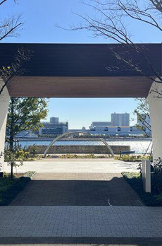 ＨＡＲＵＭＩ　ＦＬＡＧ　ＳＥＡ　ＶＩＬＬＡＧＥ　Ｄ棟 
