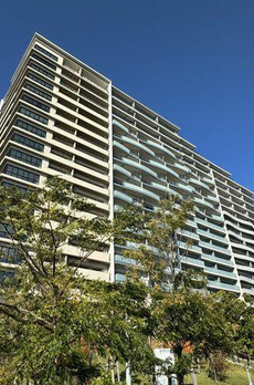 ＨＡＲＵＭＩ　ＦＬＡＧ　ＳＥＡ　ＶＩＬＬＡＧＥ　Ａ棟 