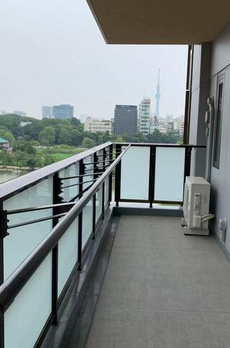 ＢｒｉｌｌｉａＴｏｗｅｒ　上野池之端 