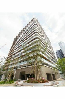 ＨＡＲＵＭＩ　ＦＬＡＧ　ＰＡＲＫ　ＶＩＬＬＡＧＥ 