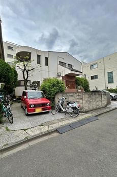 ＨＯＵＳＥ　ＴＡＫＡＮＡＷＡ 