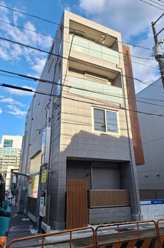 メゾン　ファミーユ 