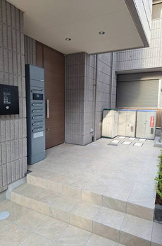 メゾン　ファミーユ 