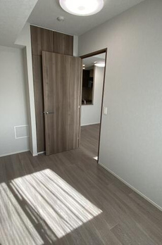 クレストコート町屋 