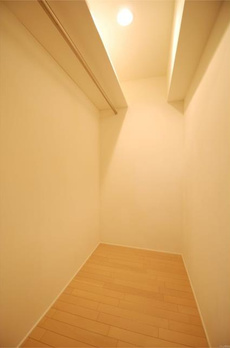 プラザーハイツ小日向南 
