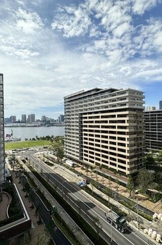 ＨＡＲＵＭＩ　ＦＬＡＧ　ＰＡＲＫ　ＶＩＬＬＡＧＥ　Ｃ棟 
