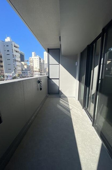 ＴＨＥ　ＡＳＡＫＵＳＡ　ＲＥＳＩＤＥＮＣＥ 