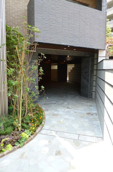 Ｈｉｌｌ　Ｆｌａｔ　Ｏｓａｋｉ 