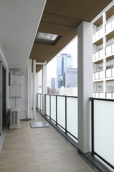 ＬＩＢＲ　ＧＲＡＮＴ　西新宿ＥＡＳＴ 