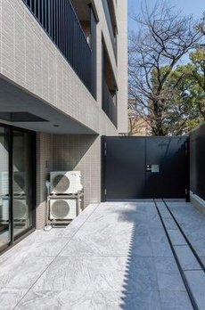 ザ・レジデンス千駄木須藤ガーデン 