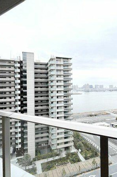 ＨＡＲＵＭＩ　ＦＬＡＧ　ＰＡＲＫ　ＶＩＬＬＡＧＥ　Ｄ棟 